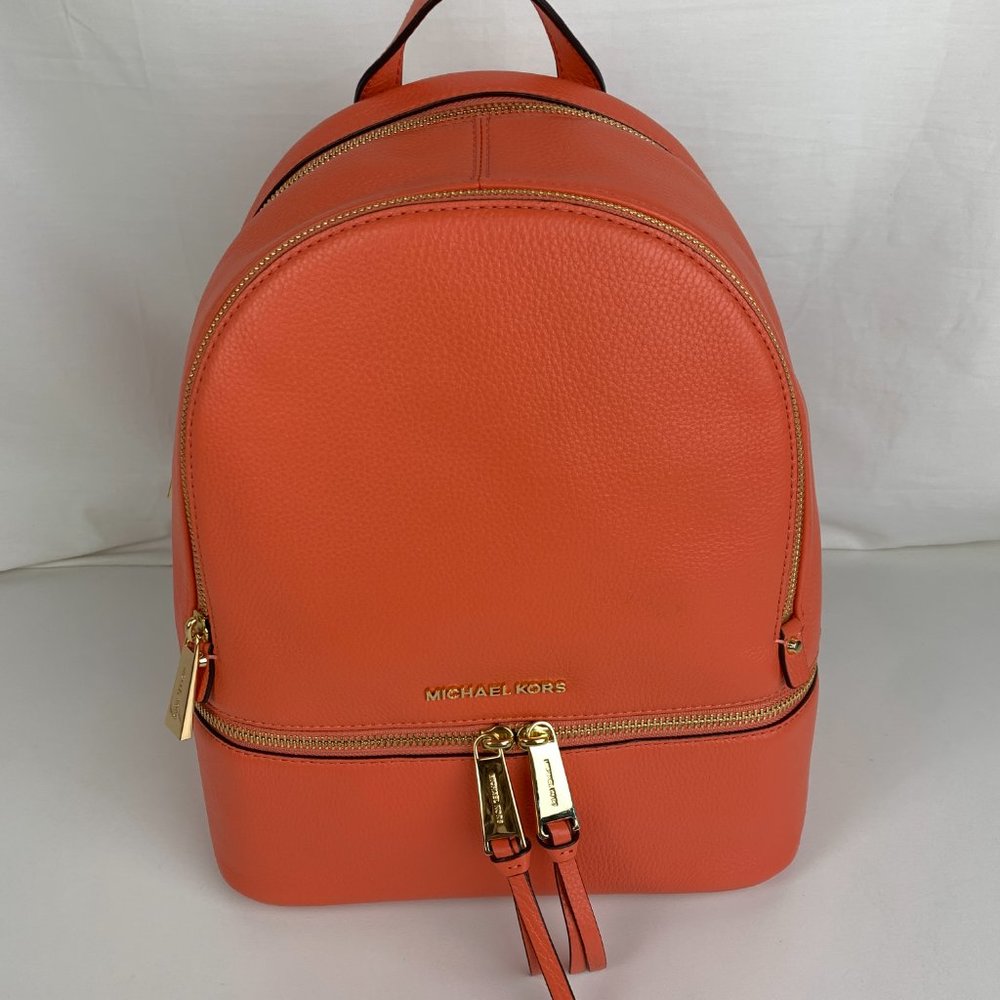 New Michael Kors Rhea Medium Leather Backpack - Picture 2 of 10